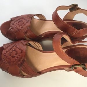 FRYE Carlie Huarache Sandal